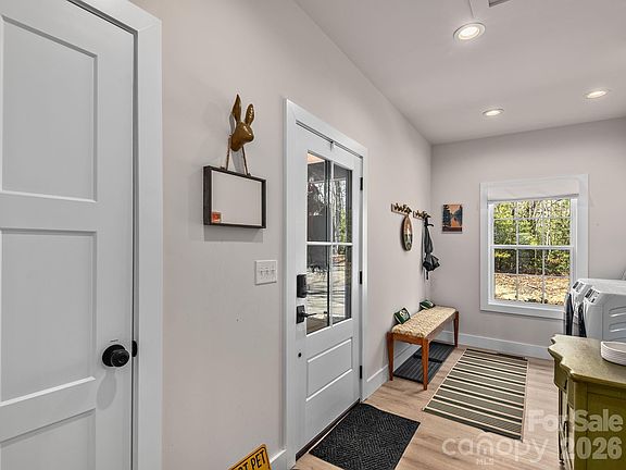 5th image of 2201 Bulling Creek Rd