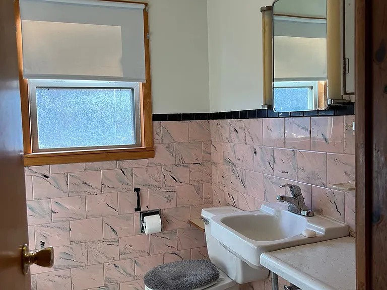 1119 S Longwood Dr — Photo 5