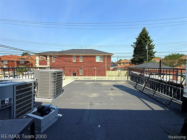 13134 W Warren Ave — Photo 18