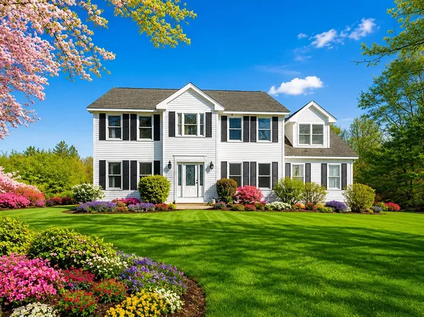 99 Corn Rd, Bolton, MA 01740