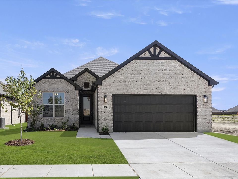 1st image of 520 Silver Springs Ln
