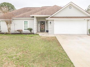 301 Bowen Dr, Warner Robins, GA 31088