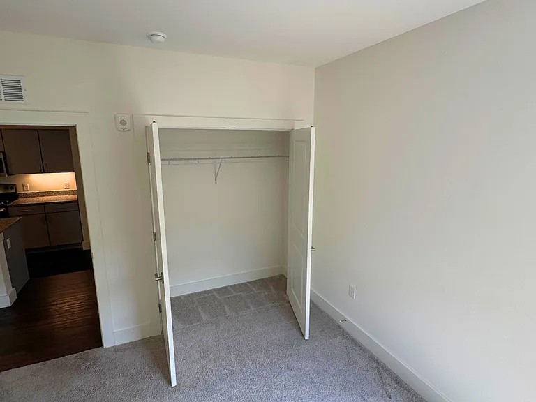 99 Halls Pl — Photo 20