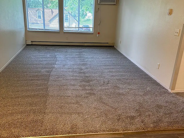 210 5th Ave NE #304 — Photo 8