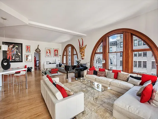 Sold by Sotheby's International Realty | media 15