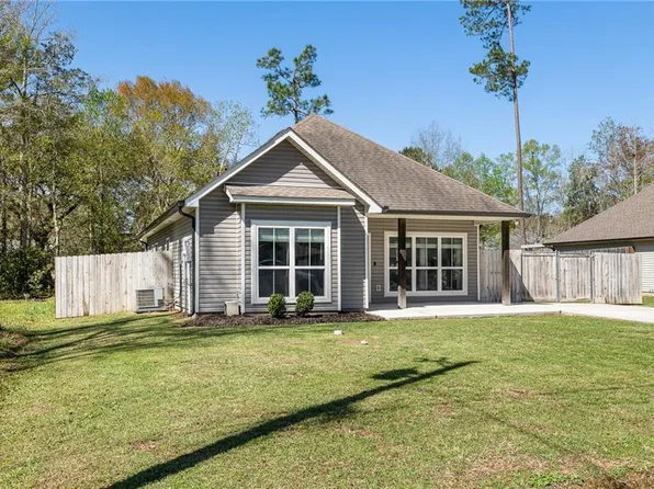 66057 Oak St, Mandeville, LA 70448