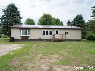 2011 W Long Lake Rd, Orleans, MI 48865