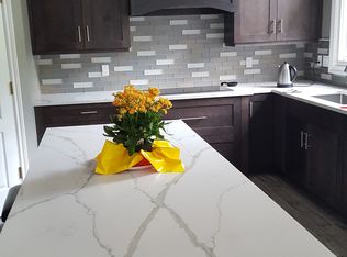 35265 Curtis Rd, Livonia, MI 48152