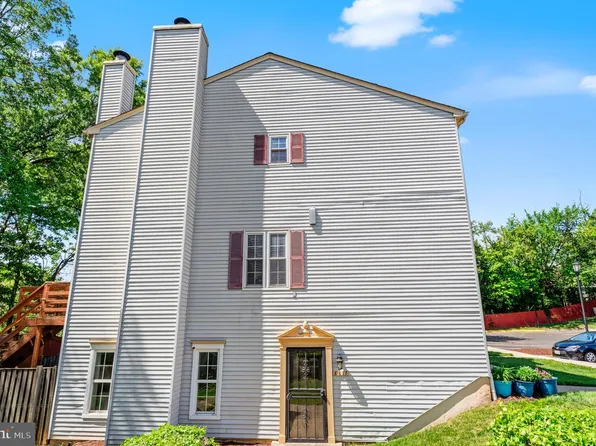 8617 Cipriano Springs Ct, Lanham, MD 20706