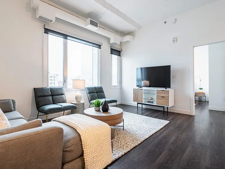 233 Kennedy St — Photo 10