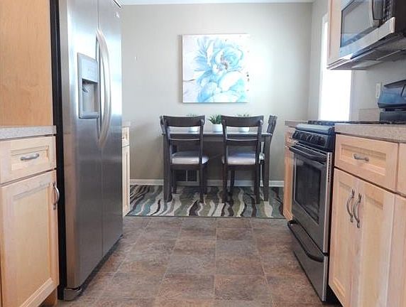 4th image of 13004 Oakview Blvd