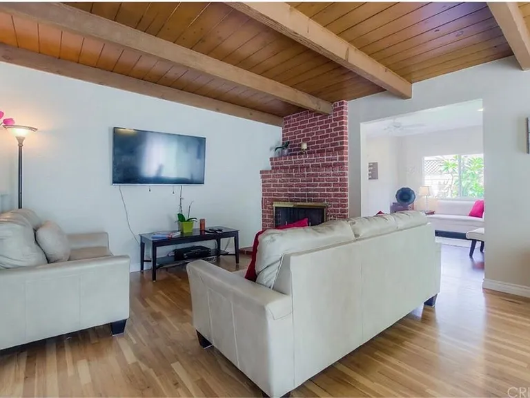 6950 Langdon Ave — Photo 4