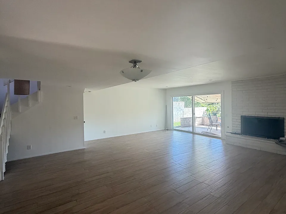 1110 Central Ave