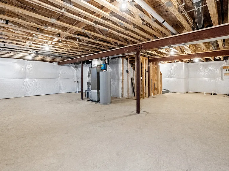 116 Rose Ct — Photo 30