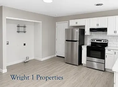 3 bed, 1200 sqft, $1,700 — Photo 3