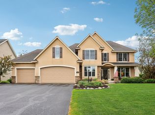 11560 Ashley Ct, Inver Grove Heights, MN 55077