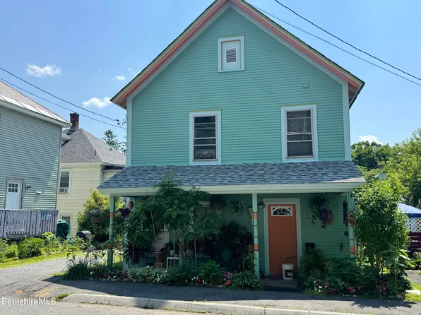 8 Fuller St, North Adams, MA 01247