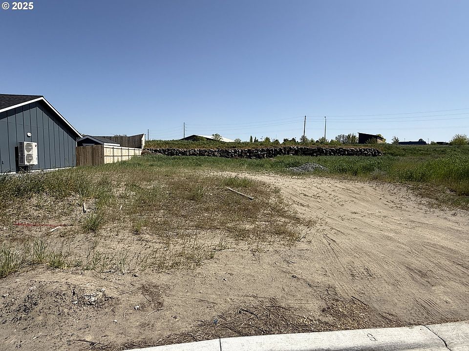 2nd image of 1277 SE 9th St