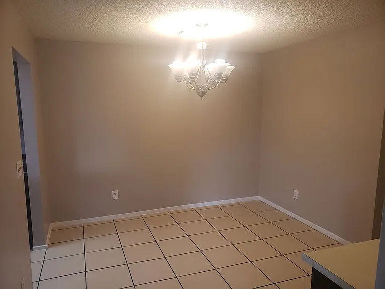116 Orland St — Photo 3