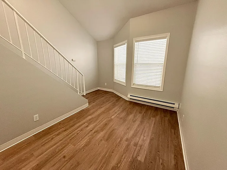Ludlow Apartments — Photo 41
