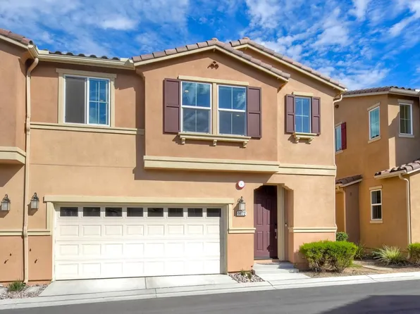 3072 Glenmore St, Vista, CA 92081