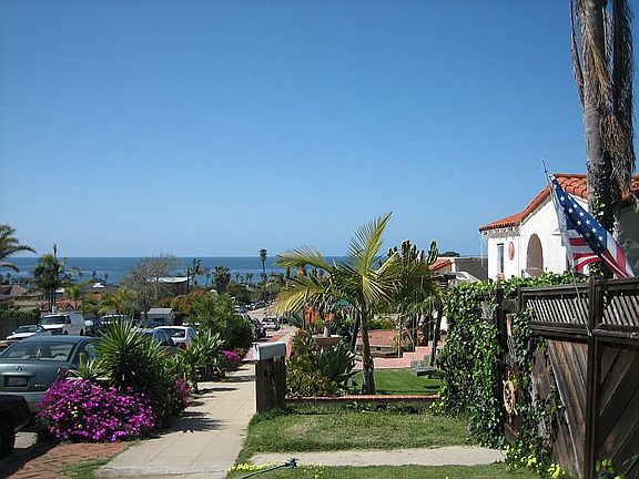 2nd image of 4542 Bermuda Ave