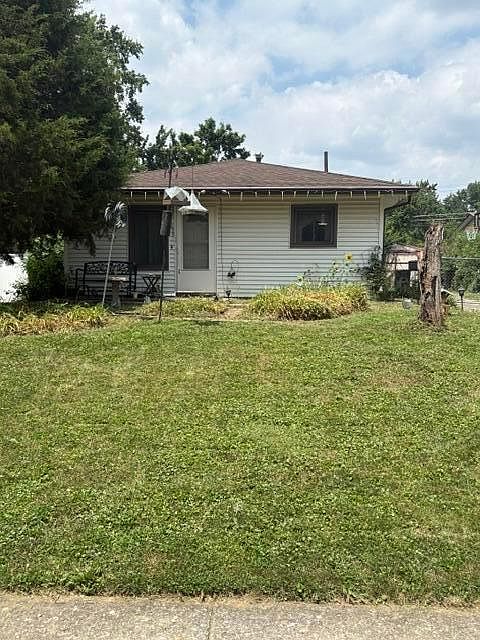 1st image of 959 Pleasant Dr
