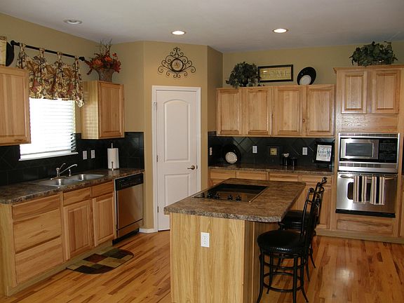 island with glasstop range