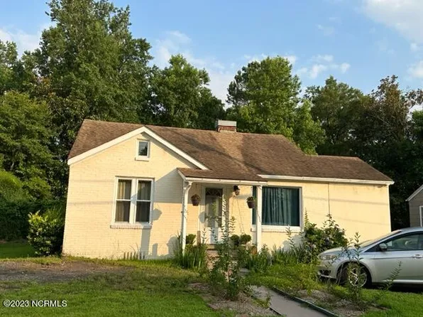 126 W Bayshore Boulevard, Jacksonville, NC 28540