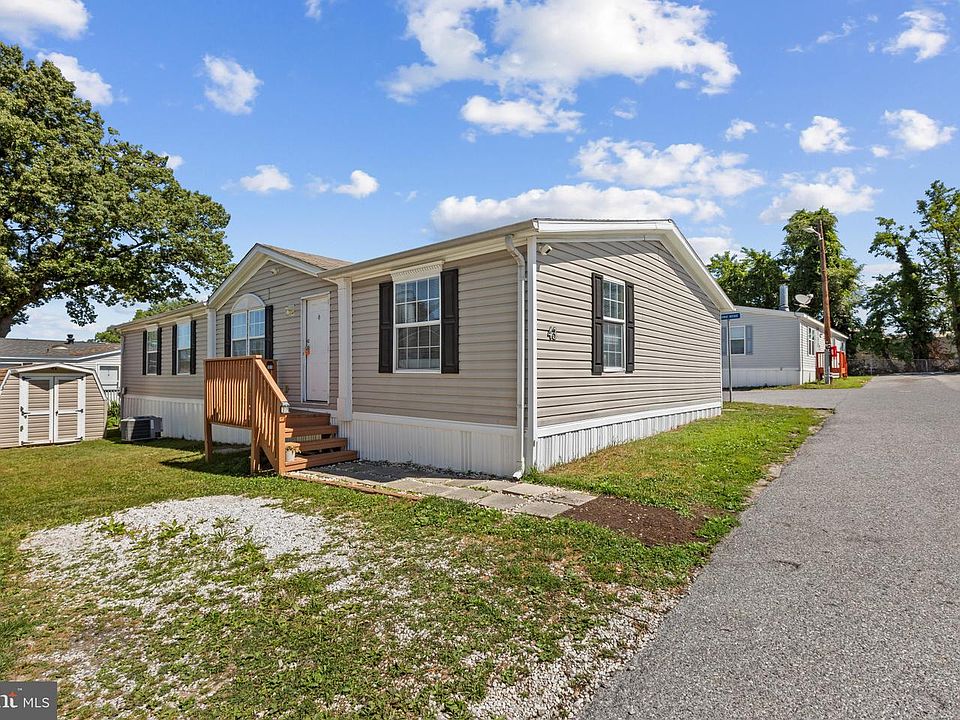 1st image of 43 Midway Ave