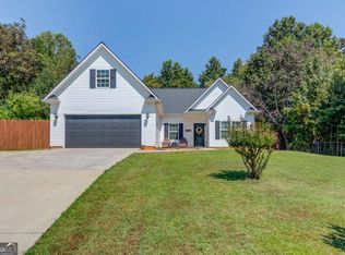 4990 Price Rd, Gainesville, GA 30506