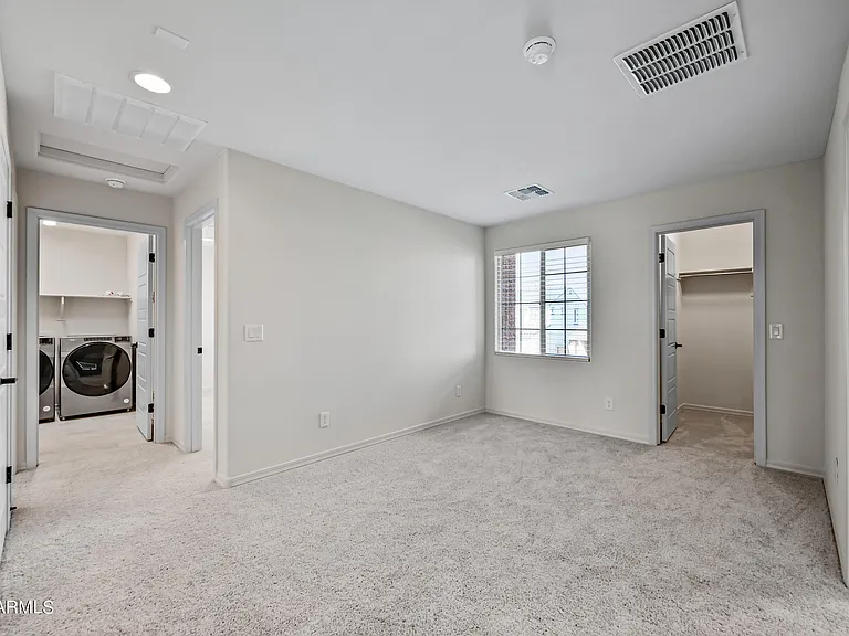 8961 W San Juan Ave — Photo 24