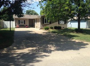 428 Overhill Rd, Arkansas City, KS 67005