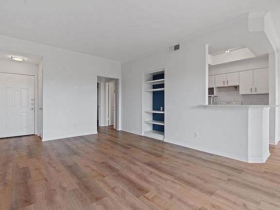 4th image of 6000 Shepherd Mountain Cv Unit 2205