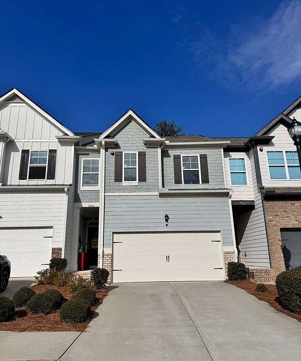 1st image of 766 Woodstock Grove Dr