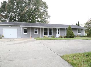 3174 Summit Rd, Ravenna, OH 44266