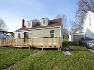 706 Jackson St, Walkerton, IN 46574