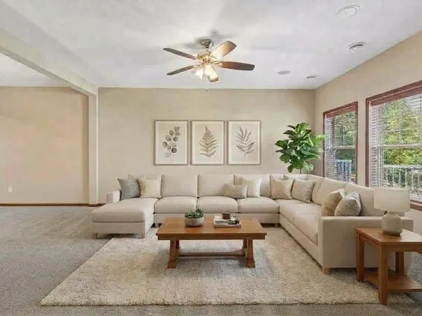 2107 Cedar Grove Trl APT 104, Eagan, MN 55122
