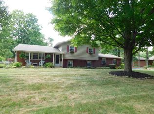 9564 Circle Dr, Pickerington, OH 43147