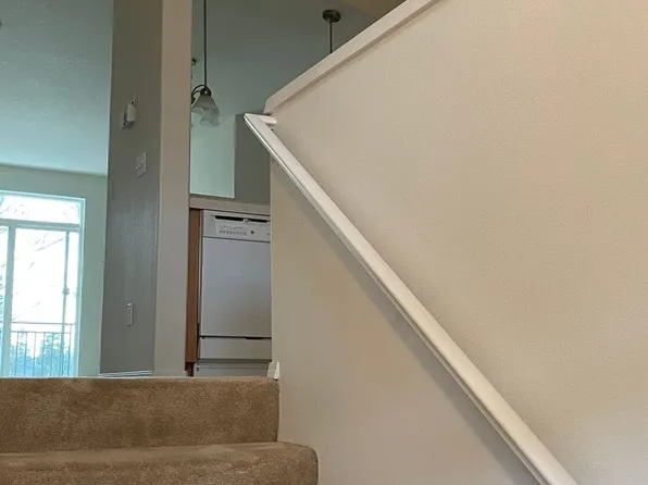 17042 SW Berkeley Ln, Beaverton, OR 97003