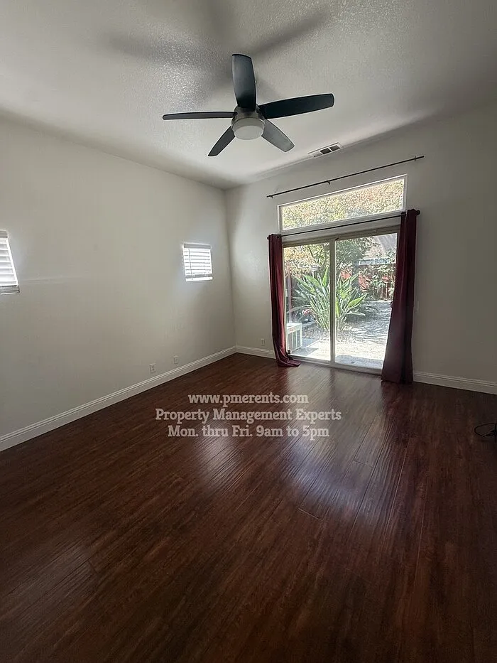 4 bed, 3.0 bath, 1735 sqft, $2,695 — Photo 4
