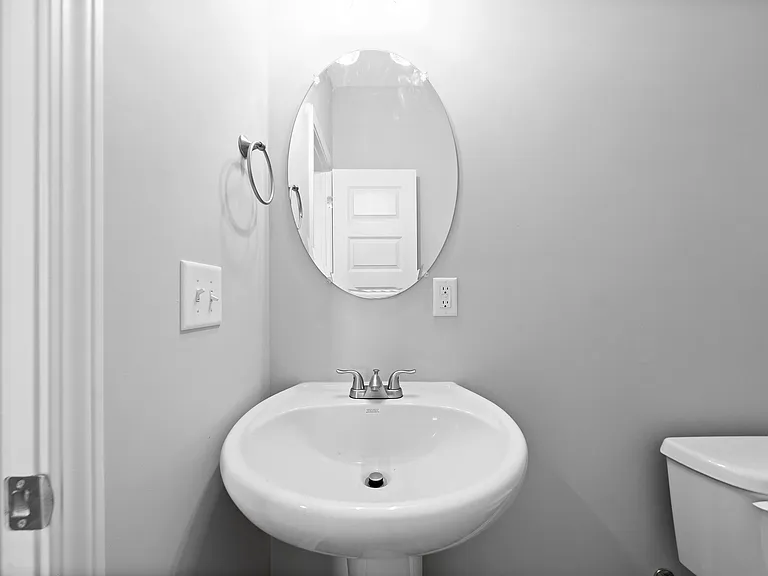 823 Professional Park Dr #I — Photo 14