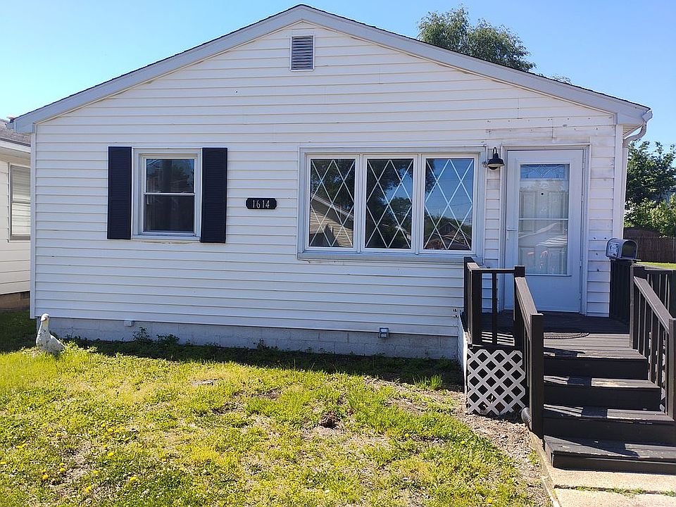 2nd image of 1614 E Converse Ave