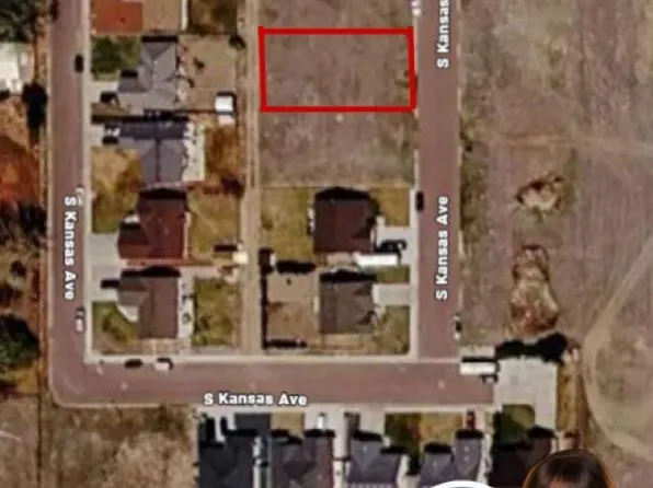 11 S Kansas Ave, Guernsey, WY 82214