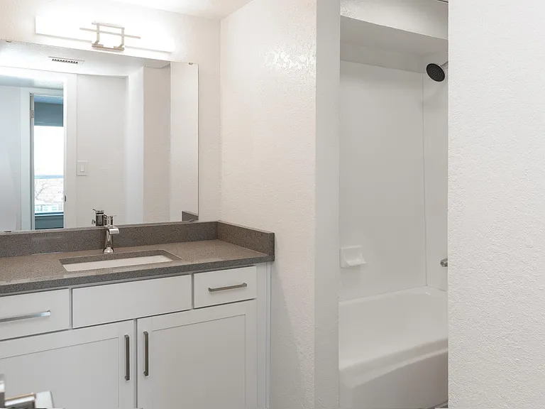 Foothill Place Apartments — Photo 58