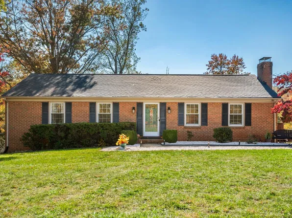 677 Kenmore Rd, Amherst, VA 24521