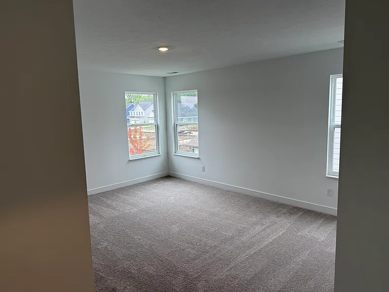 411 Eisenhower St — Photo 21