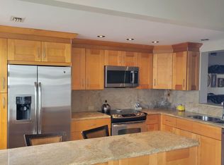 2036 Exeter Dr #B, Boca Raton, FL 33434