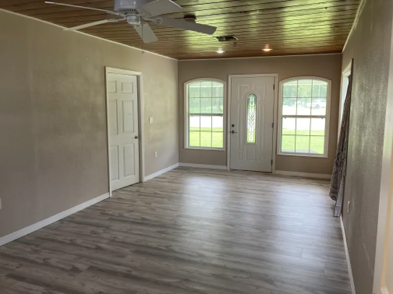 4 bed, 1476 sqft, $2,000 — Photo 4