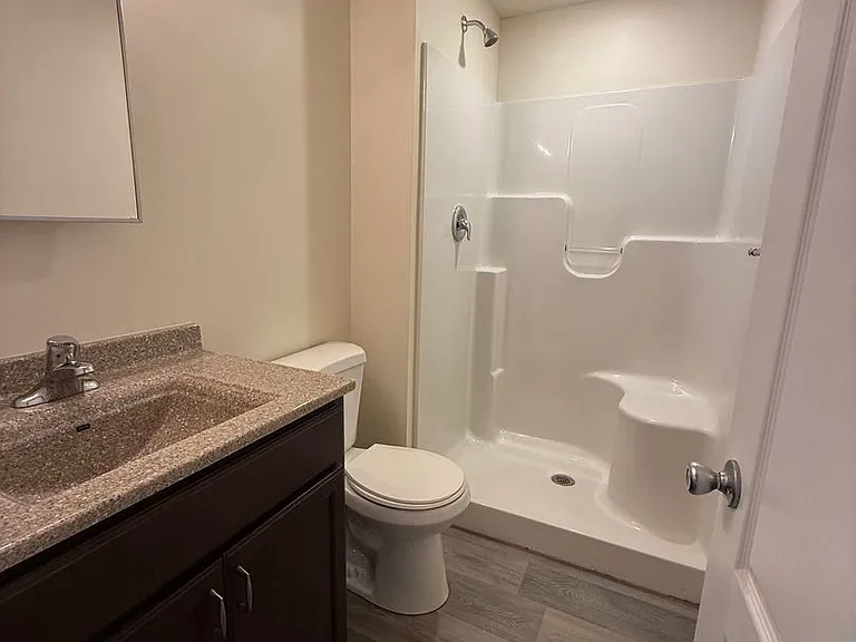 923 Foster Ct — Photo 15